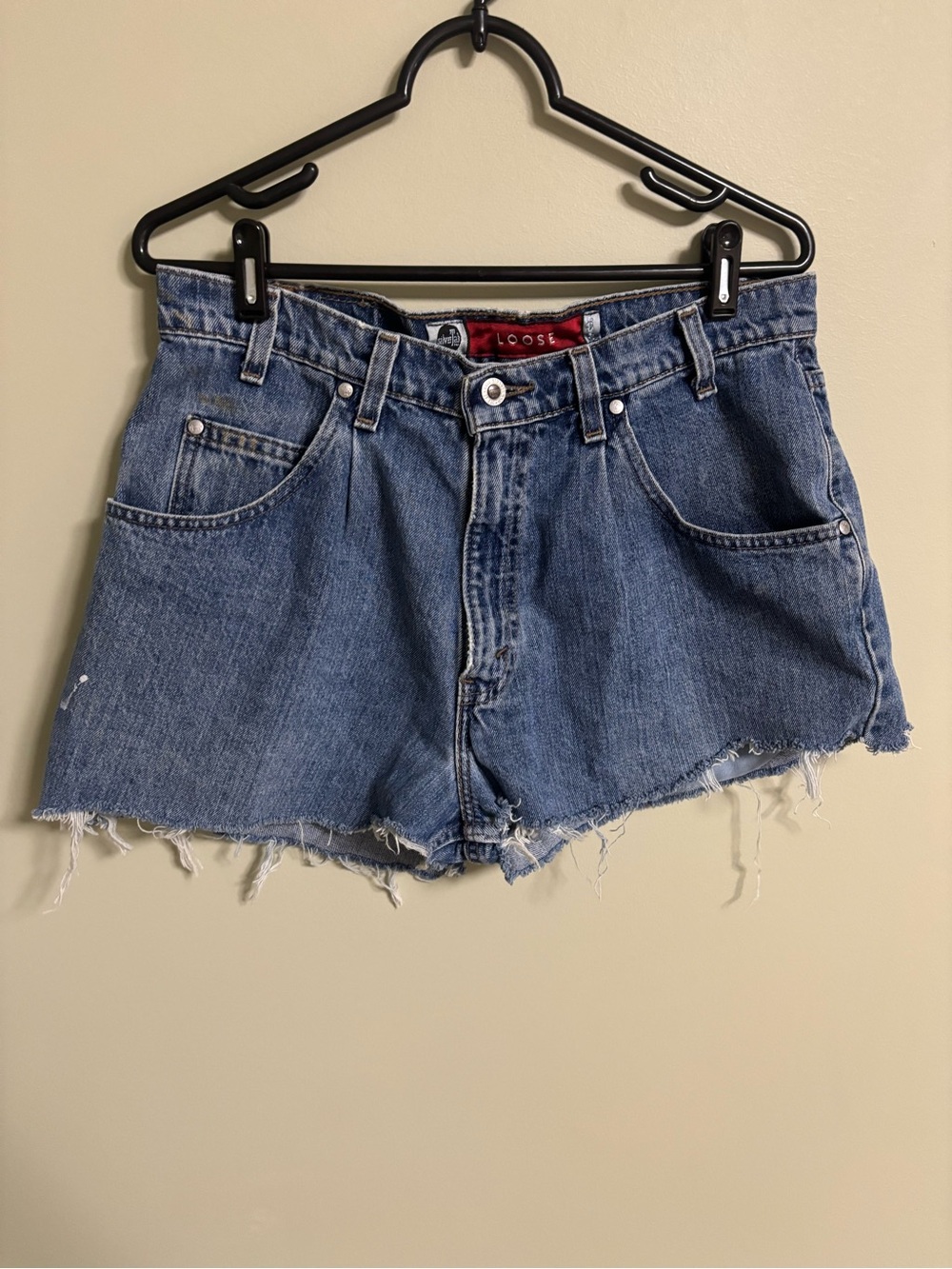 Vintage Levis Silver Tab Mom Shorts Raw Hem Grunge Size 34 Denim Jean Distressed